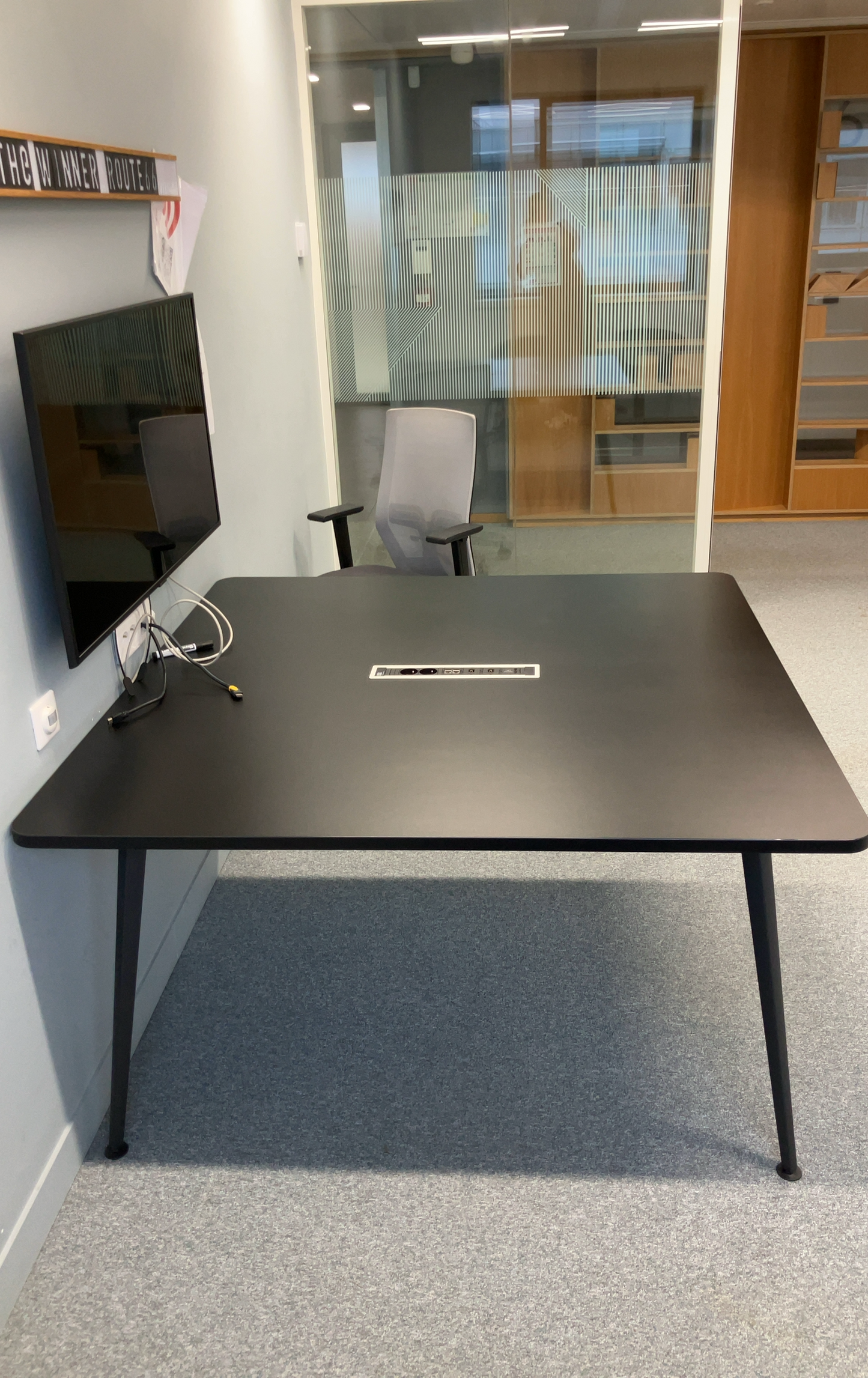 Bureau Multiposte L140xl140xh74 - Bachmann/Actiu
