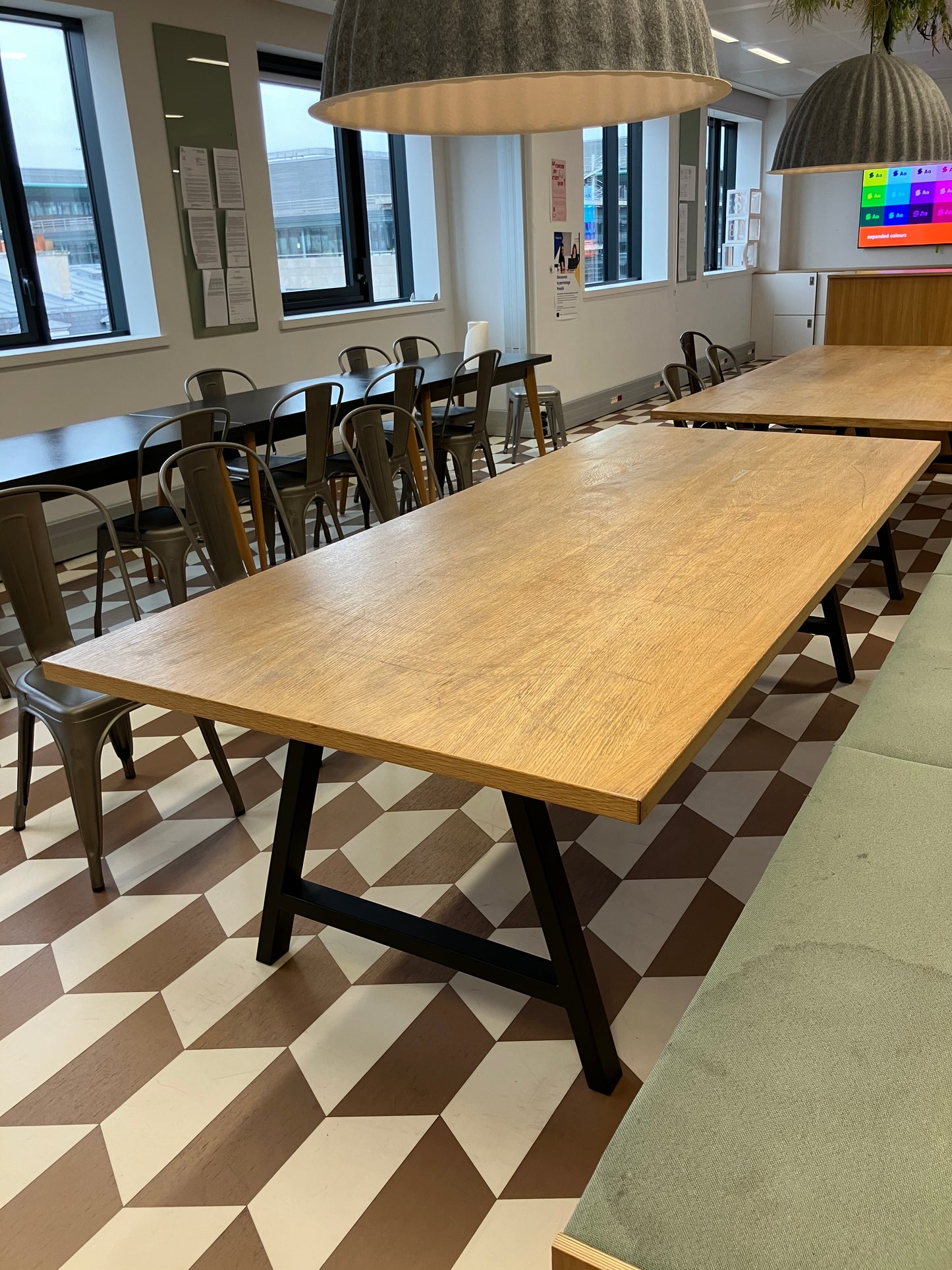 Table de réunion L250xl110xh73