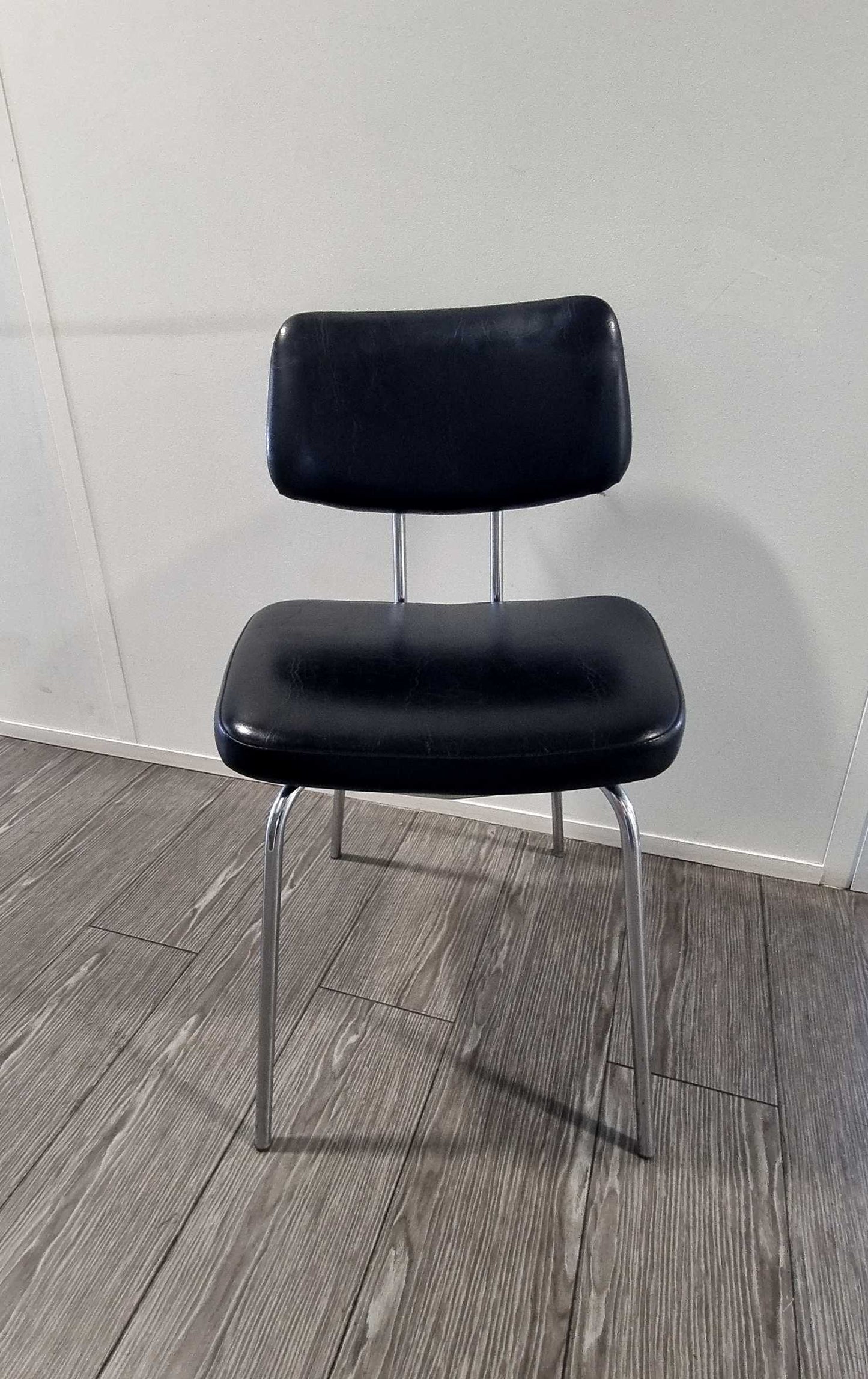 Chaise Design Noir Cuir/Simili