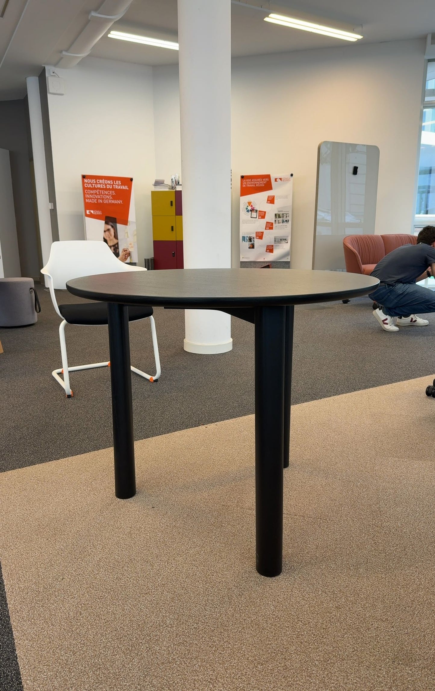 Table ronde en bois D90xh100