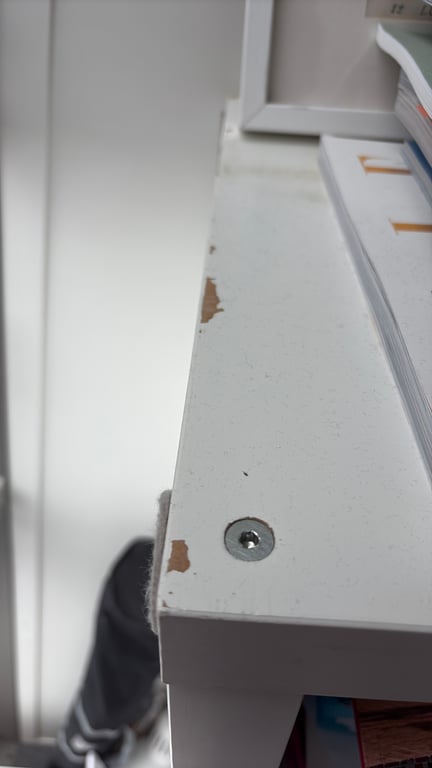 Bibliothèque en mélaminé blanc