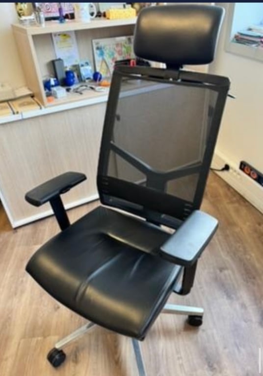 Fauteuil de bureau avec têtière