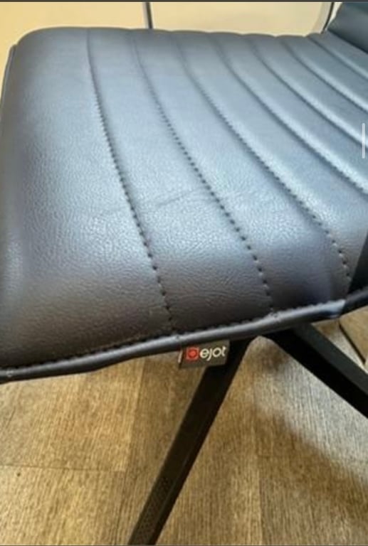 Fauteuil de bureau noir cuir