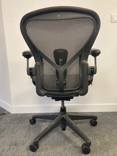 Chaise de bureau reconditionné pas cher avec accoudoirs réglables