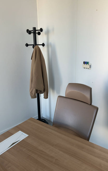Porte manteaux en métal noir 180 cm