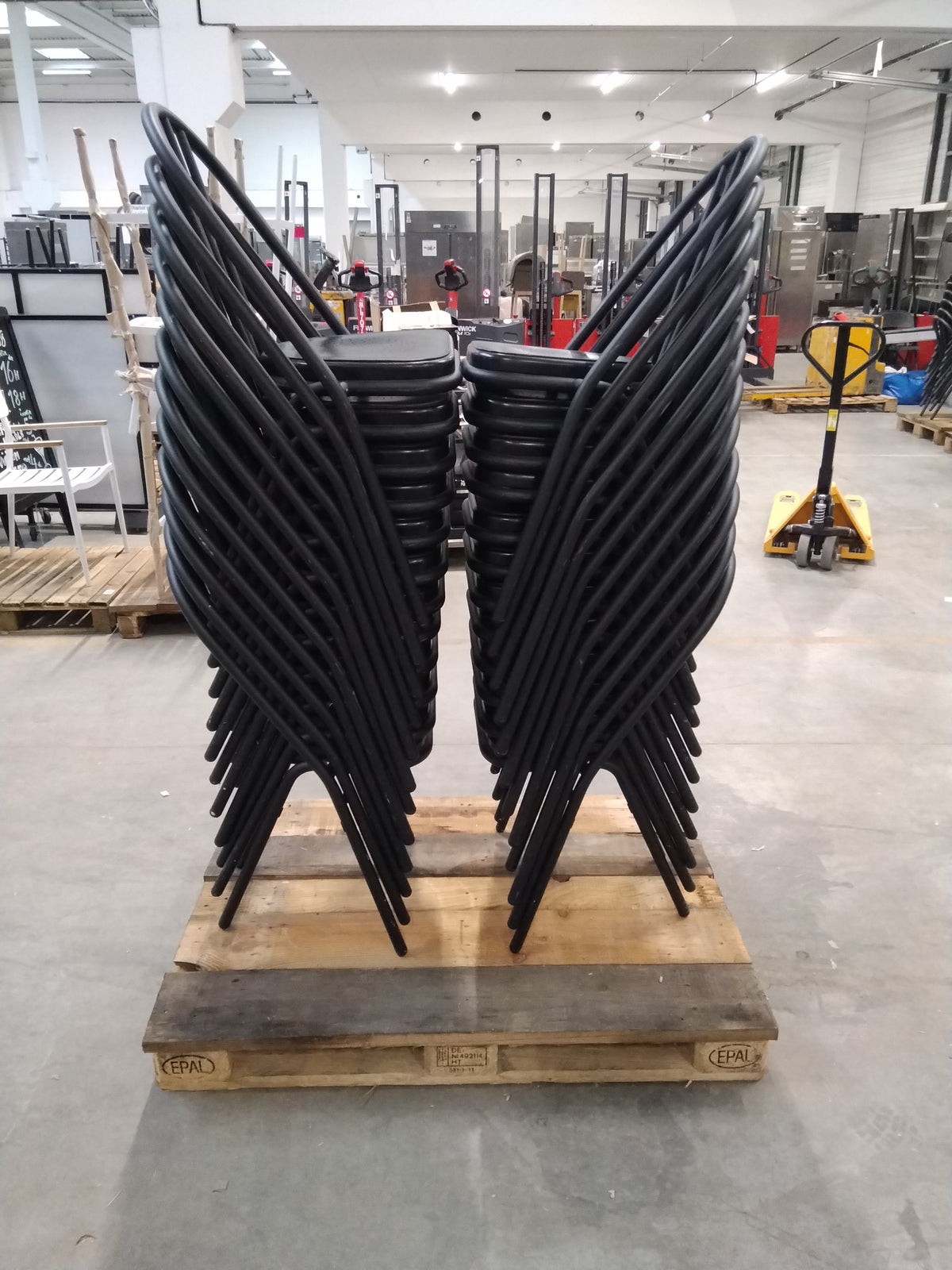 Chaise Métal et Cuir Noir