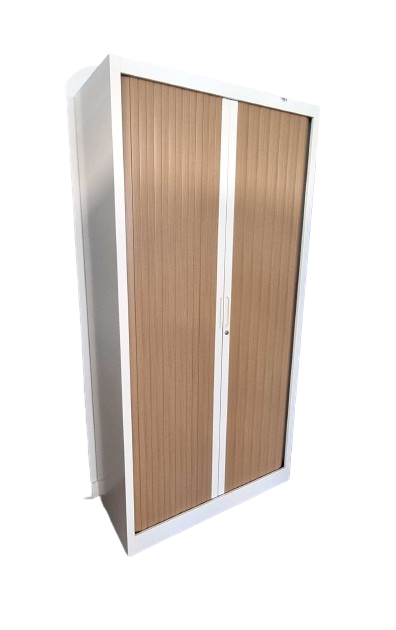 Armoire à portes coulissantes