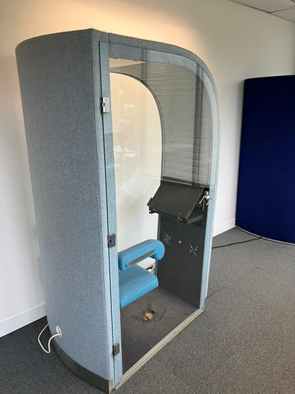 Cabine acoustique en tissu bleu