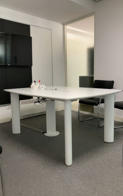 Table de réunion L160xl115xh74