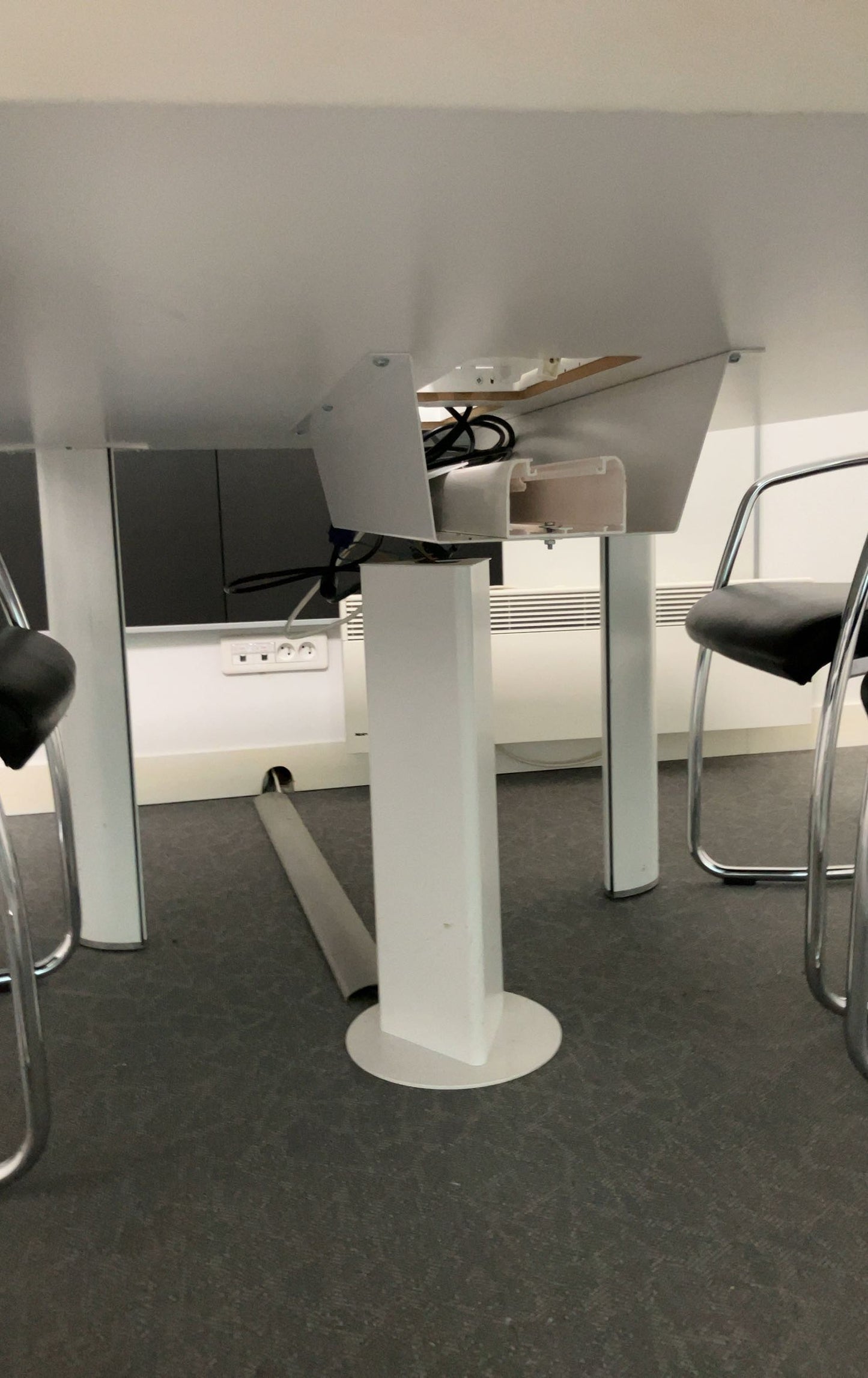Table de réunion L160xl115xh74