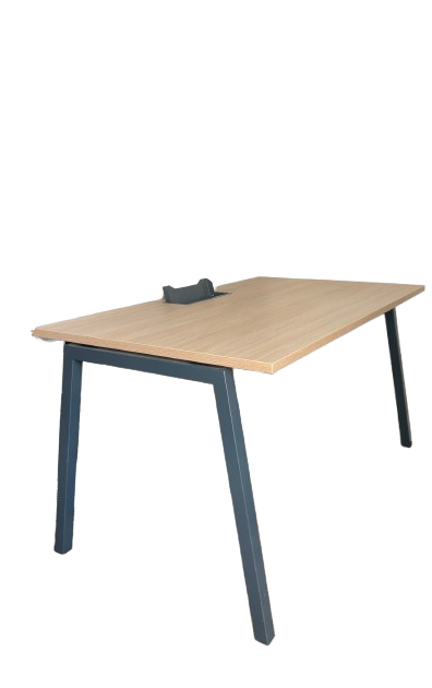 Bureau droit L140xl80xh74 - Beige et Noir