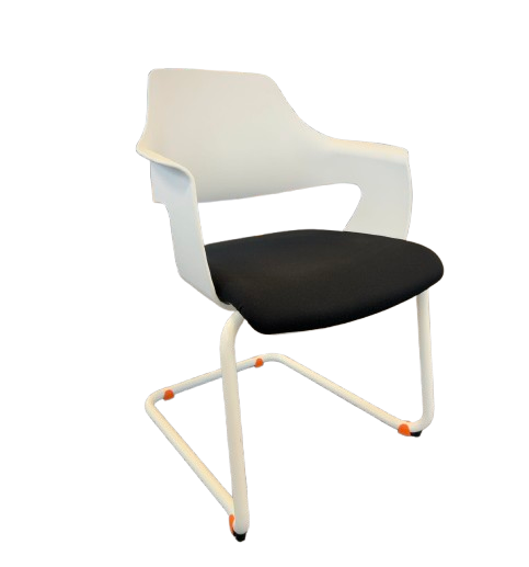 Chaise Konig + Neurath Noire en Plastique