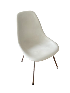Chaise Vitra blanche