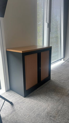 Armoire basse avec portes coulissantes - 3-4