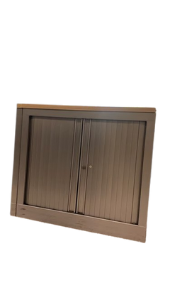 Armoire basse avec portes coulissantes