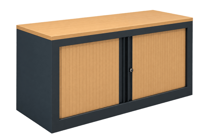 Armoire basse avec portes coulissantes en bois clair