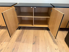 Armoire basse en bois et métal