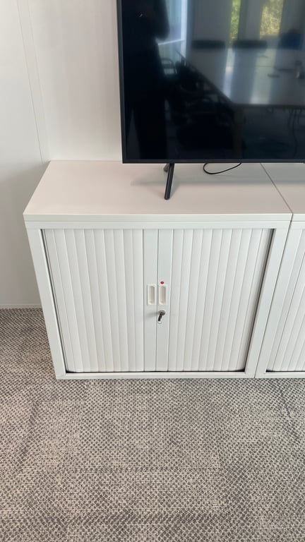 Armoire basse en métal 80x75x44 - portes