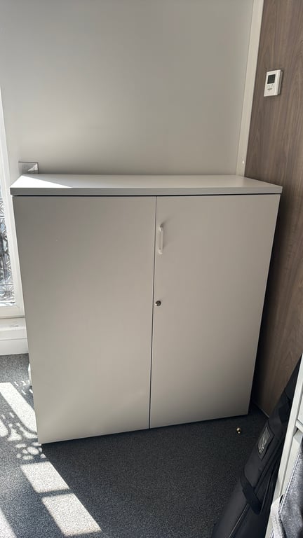 Armoire basse mélaminé blanc - face