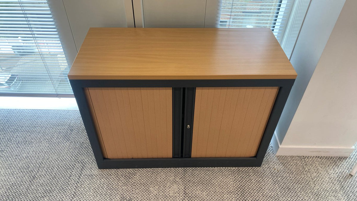 Armoire basse portes coulissantes bois clair - portes