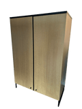 Armoire haute en bois avec portes battantes