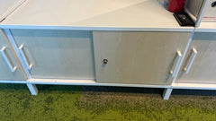 Bibliothèque avec portes battantes 210x163 cm - portes