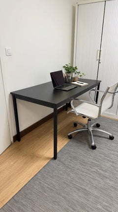 Bureau droit bois noir 140x70