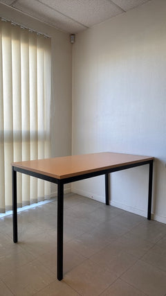 Bureau droit mélaminé chêne 140x70 - 3-4