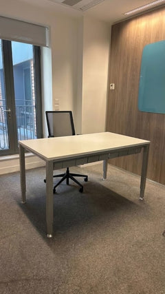 Bureau droit plateau mélamine blanc 140x80 - réglable en hauteur