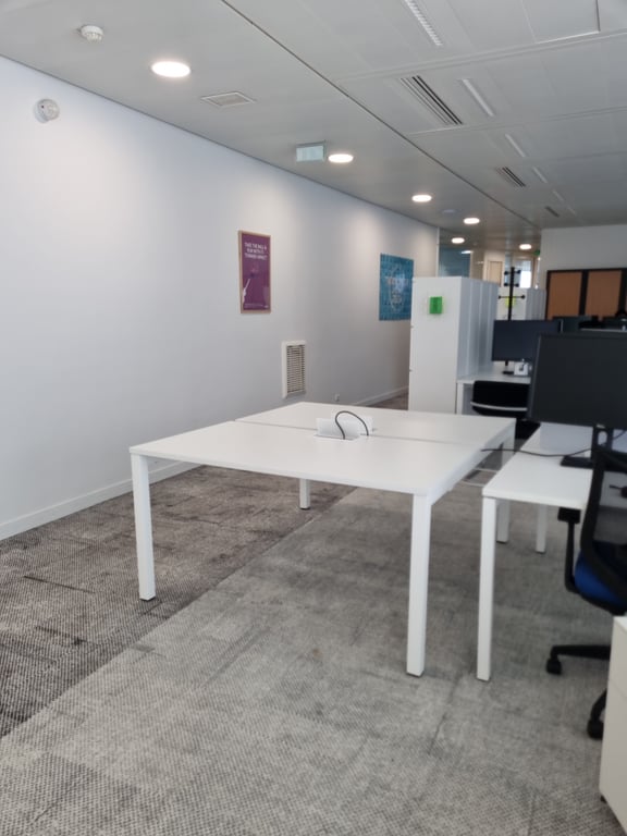 Bureau multiposte 2 postes 140 x 160 blanc