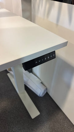 Bureau réglable électrique 170x80 cm