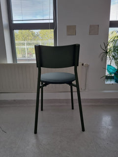 Chaise de cafétéria empilable - ambiance