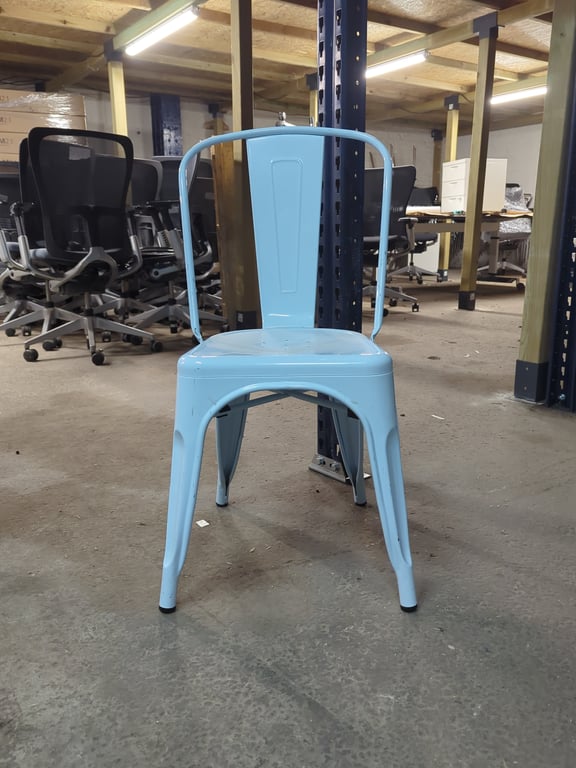 Chaise de cafétéria IKEA - face