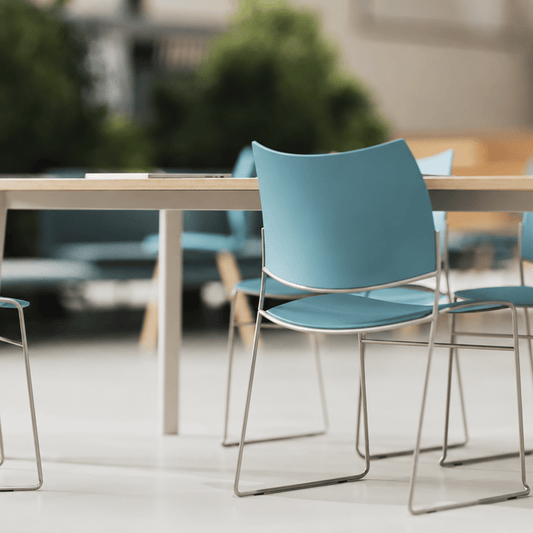 Chaise de réunion Casala Curvy bleue turquoise