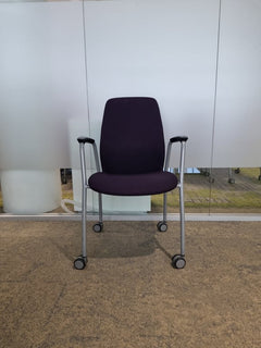 Chaise de réunion Kinnarps - Siro - face