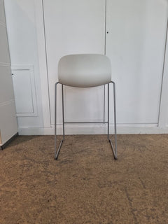 Chaise haute métal tissu empilable - ambiance