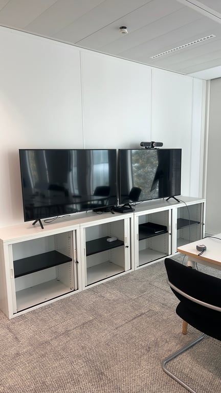 Écran Samsung 124 cm x 71 cm - ambiance