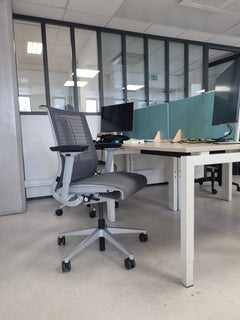 Fauteuil bureau ergonomique Steelcase Think V1 - arriere
