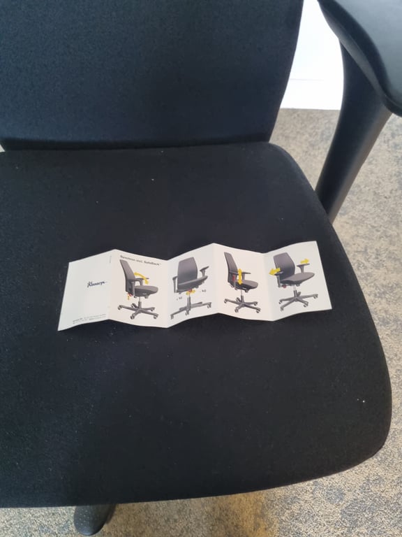 Fauteuil de bureau ergonomique Kinnarps noir