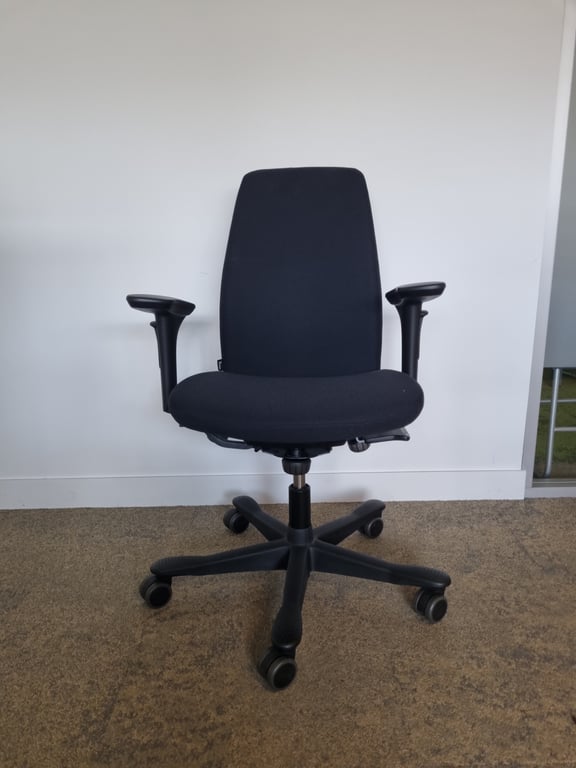 Fauteuil de bureau ergonomique Kinnarps noir