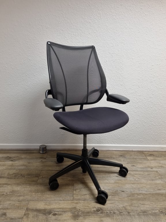 Fauteuil de bureau Humanscale Liberty - face