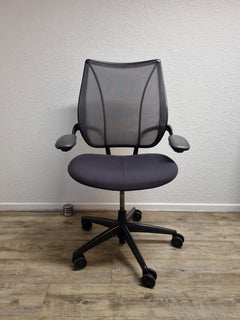 Fauteuil de bureau Humanscale Liberty - ambiance