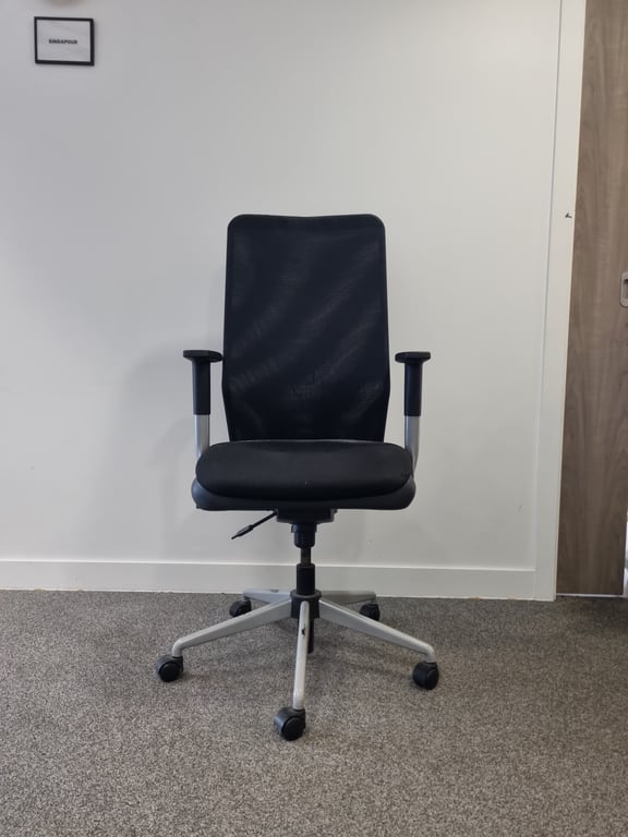 Fauteuil de bureau Sokoa noir - face