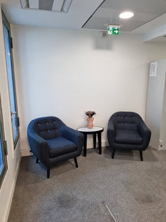 Fauteuil Made.com Ritchie gris