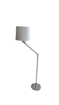 Luminaire sur pied en métal