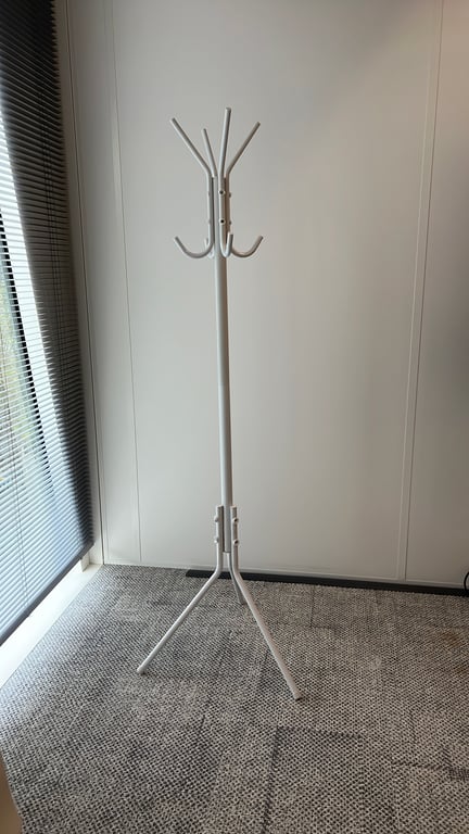 Porte-manteau en métal blanc - 3-4
