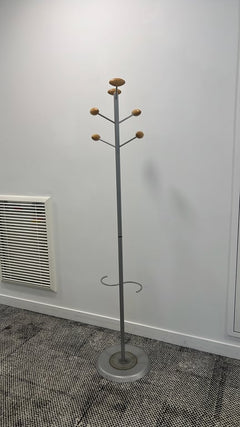 Porte-manteau en métal gris - 3-4