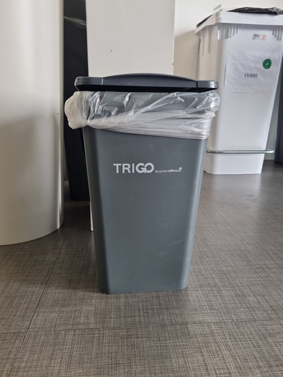 Poubelle Greenoffice Trigo gris - face