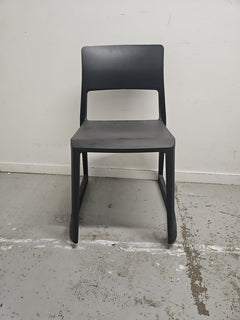 Chaise de Cafétéria par Vitra