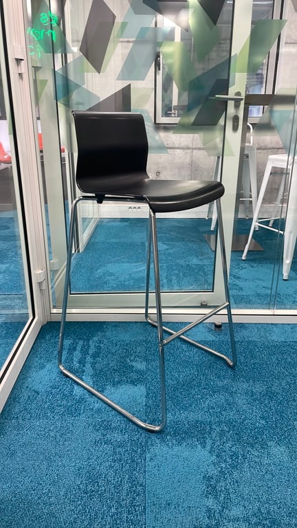 Chaise tabouret haut IKEA Glenn noir - 3-4